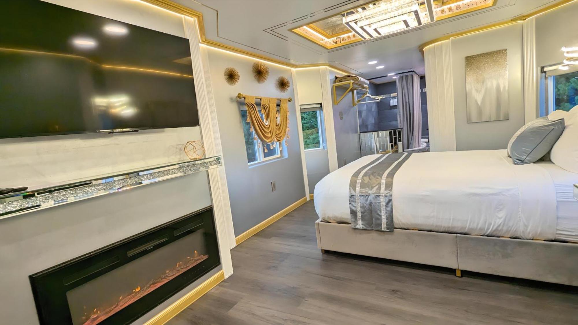 סקווים Olympic Railway Inn חדר תמונה