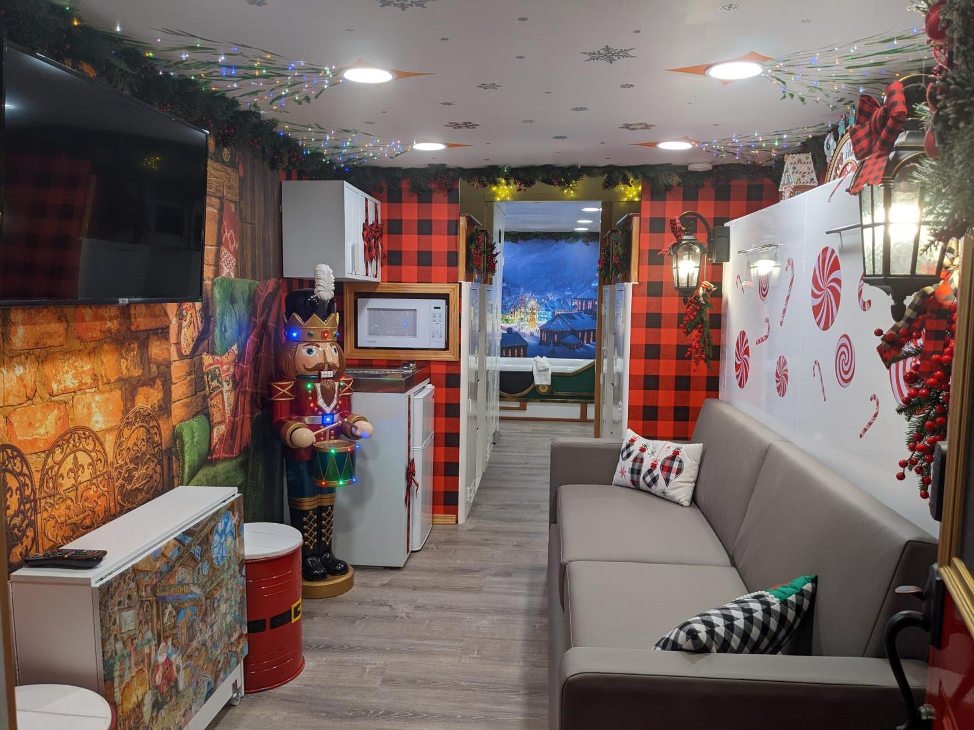 סקווים Olympic Railway Inn מראה חיצוני תמונה