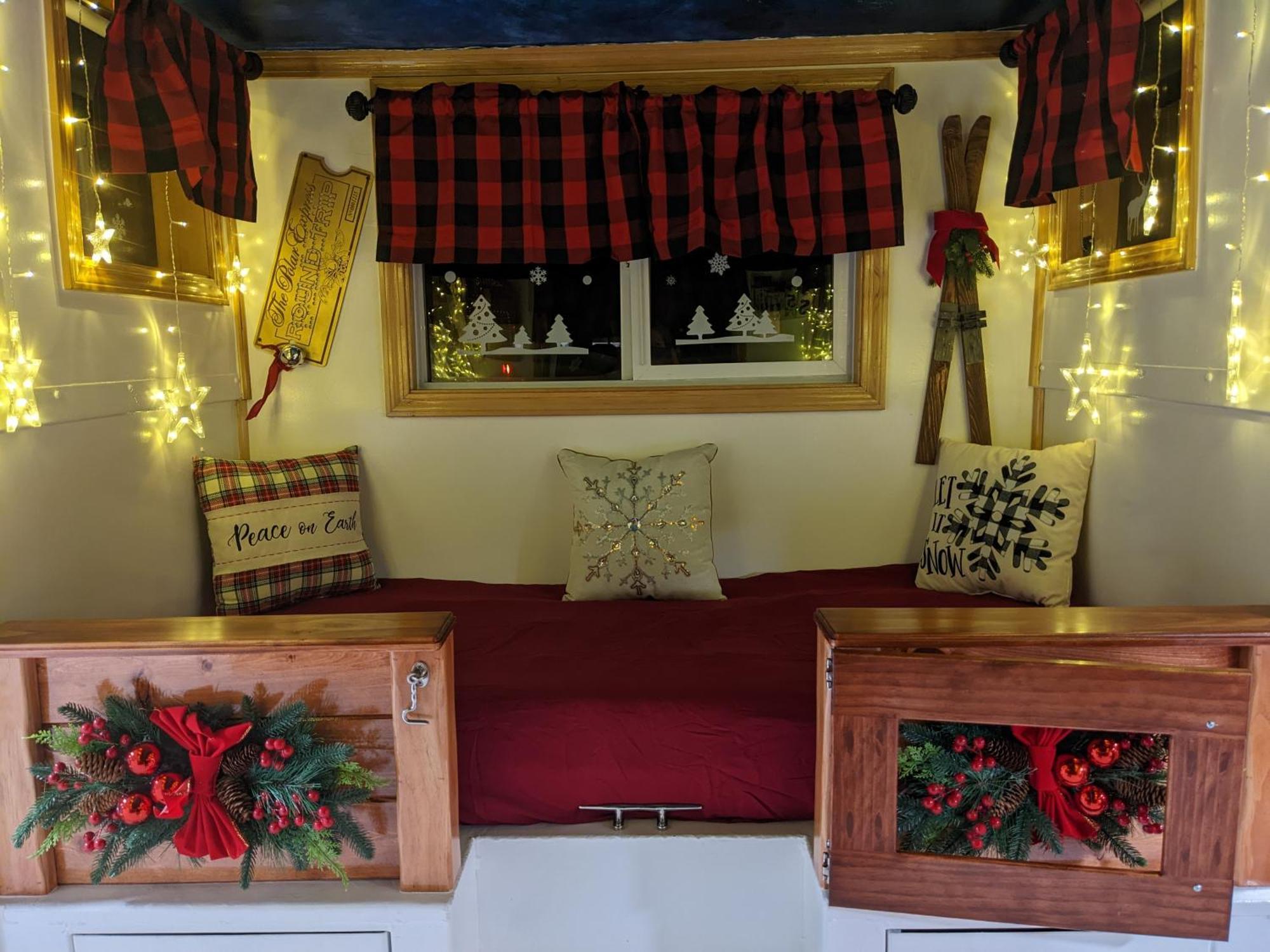 סקווים Olympic Railway Inn מראה חיצוני תמונה